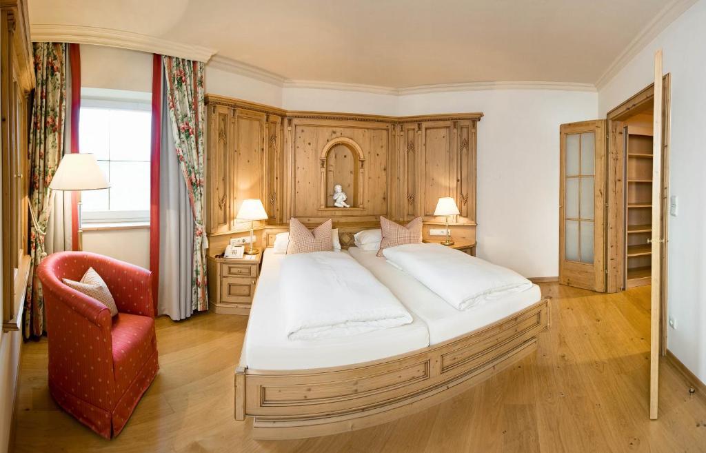 Alpenresort Schwarz Mieming Room photo