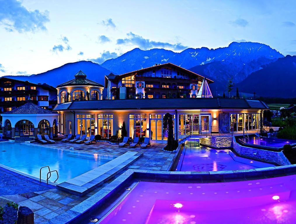 Alpenresort Schwarz Mieming Exterior photo